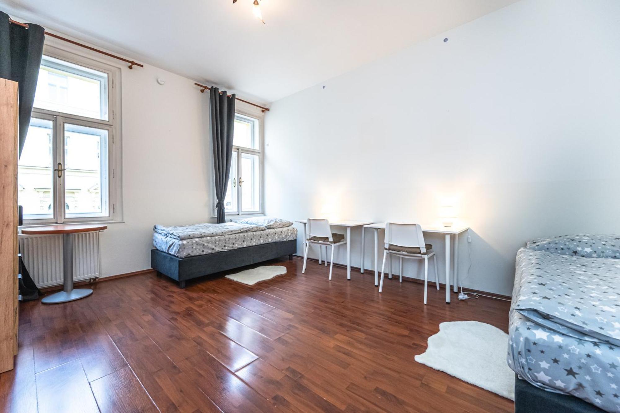 Apartments Kamenicka 23 Prag Exterior foto