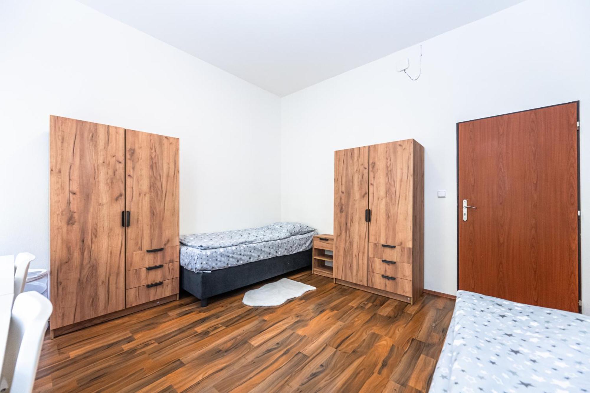 Apartments Kamenicka 23 Prag Exterior foto